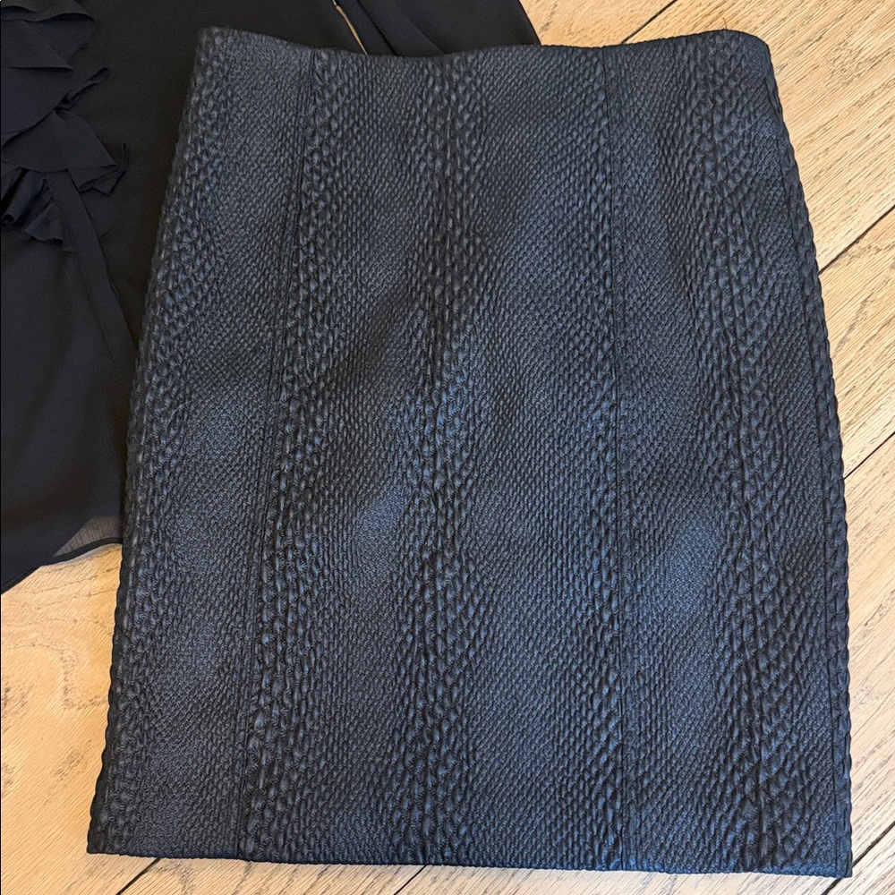 Yigal Azrouel Black Textured Cable-Panel Pencil Skirt